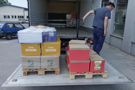 DONACIJA PREHRAMBENIH IZDELKOV ZA GASILCE - Foto- Tine Šubic_15